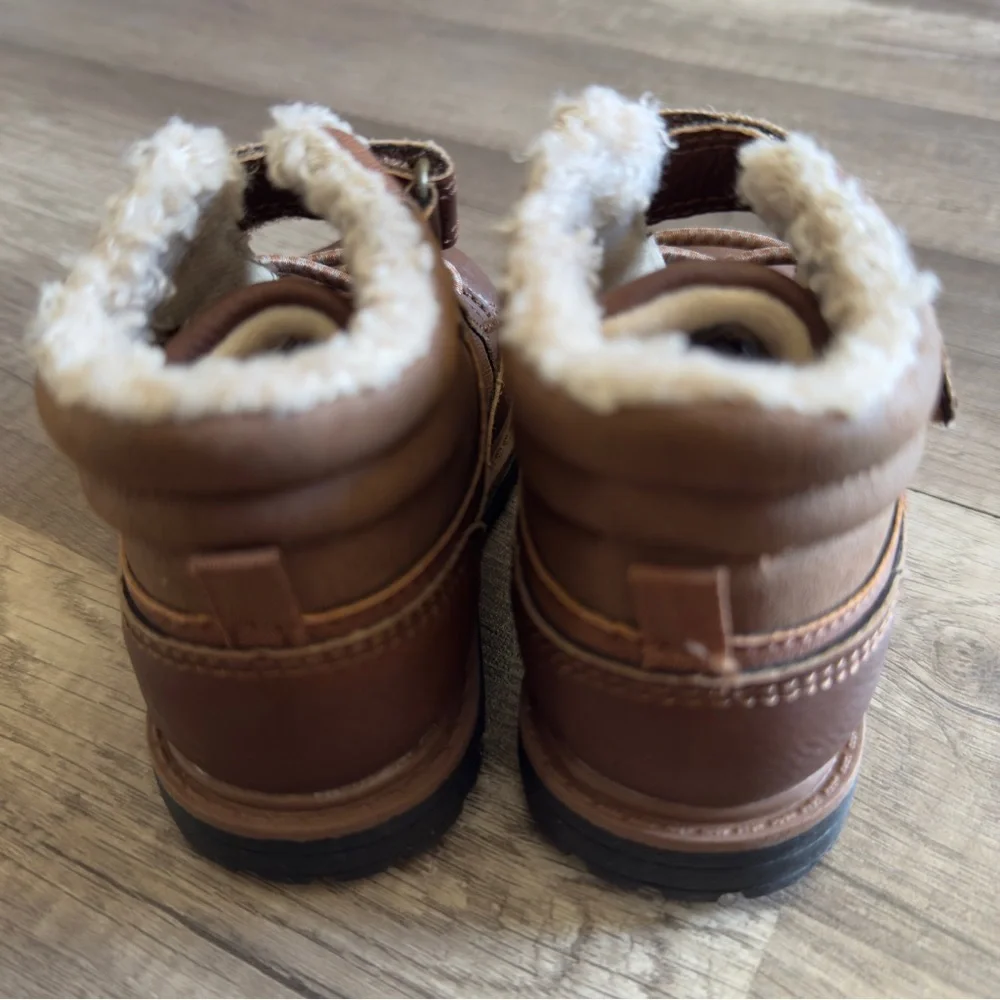 Oshkosh Bgosh Boys Brown Leather Lined Winter Boots